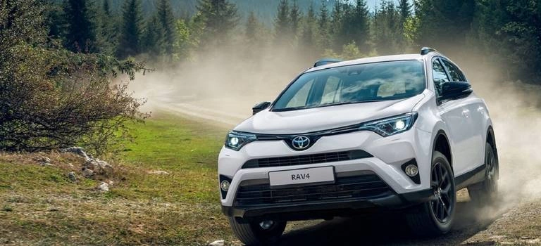 25 лет в тренде: Toyota отмечает годовщину первого в мире кроссовера юбилейной серией!